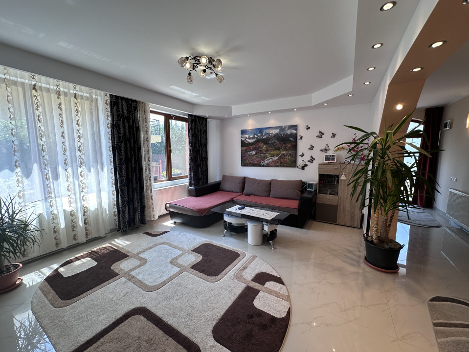 CREVEDIA-DARZA, CASA P+E 210 MP, LOT 721 MP!