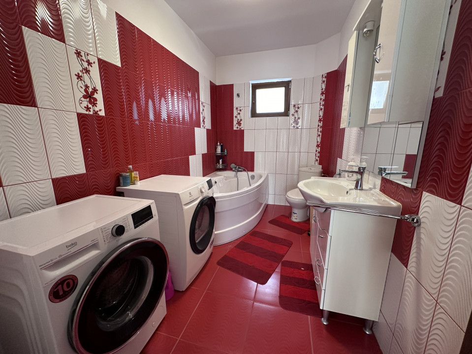 CREVEDIA-DARZA, CASA P+E 210 MP, LOT 721 MP!