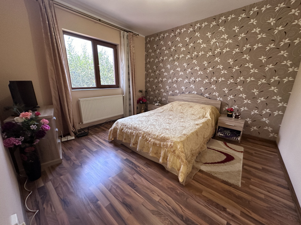 CREVEDIA-DARZA, CASA P+E 210 MP, LOT 721 MP!