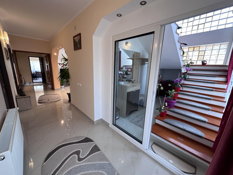 CREVEDIA-DARZA, CASA P+E 210 MP, LOT 721 MP!