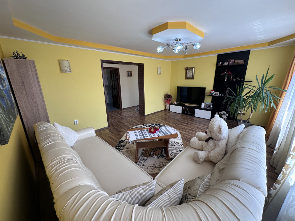 CREVEDIA-DARZA, CASA P+E 210 MP, LOT 721 MP!