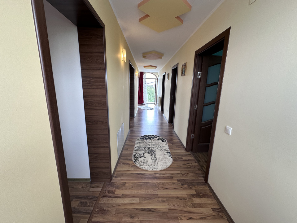 CREVEDIA-DARZA, CASA P+E 210 MP, LOT 721 MP!