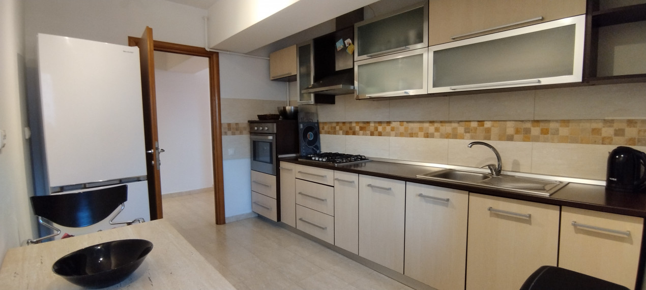 UNIRII-ALBA IULIA, 3 CAMERE 99 MP, PARCARE SUBTERANA!