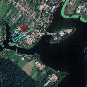 Teren Manastirea Snagov. Deschidere lac 22 m. Front stradal 30 metri. 