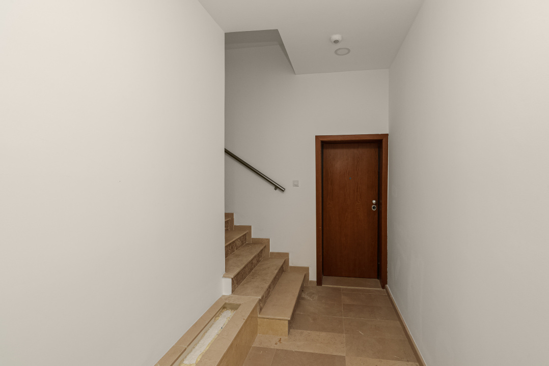 Lux pe Șoseaua Nordului: 250 mp + parcare subterană