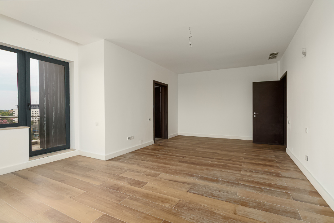 Lux pe Șoseaua Nordului: 250 mp + parcare subterană