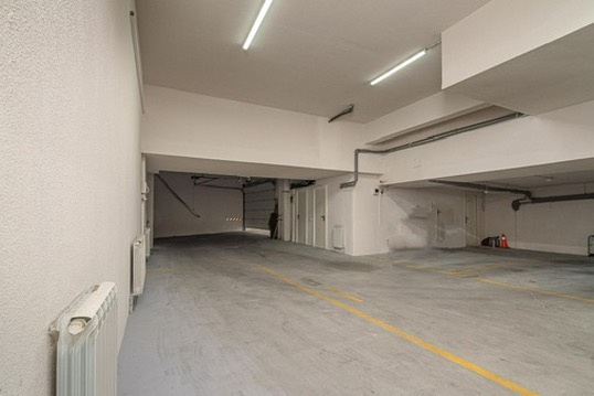  Șoseaua Nordului:  Herastrau  apartament 250mp cu parcare subterană 