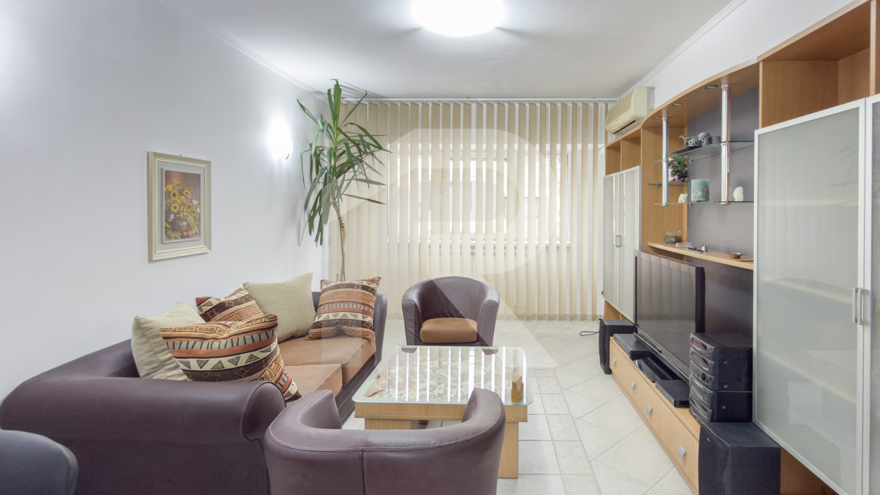 Vânzare apartament 3 camere – Ultracentral, Bloc Scala, Bd. Magheru